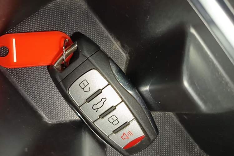 Used Haval M6 2021 PLUS 1.5T Manual Elite Smart Connectivity Model Vehicle Key