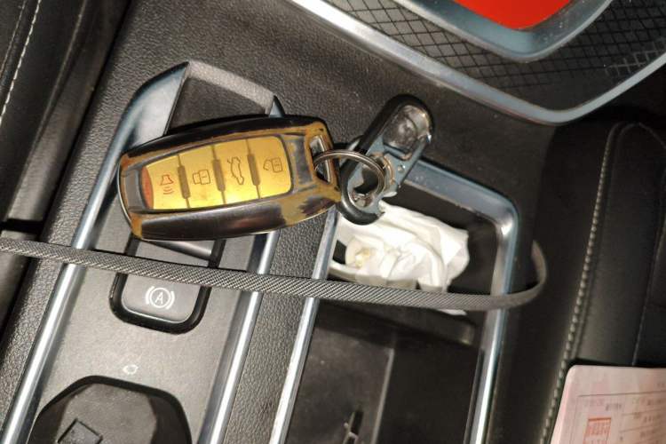 Used Haval M6 2021 PLUS 1.5T DCT Luxury Smart Connectivity Model Vehicle Key