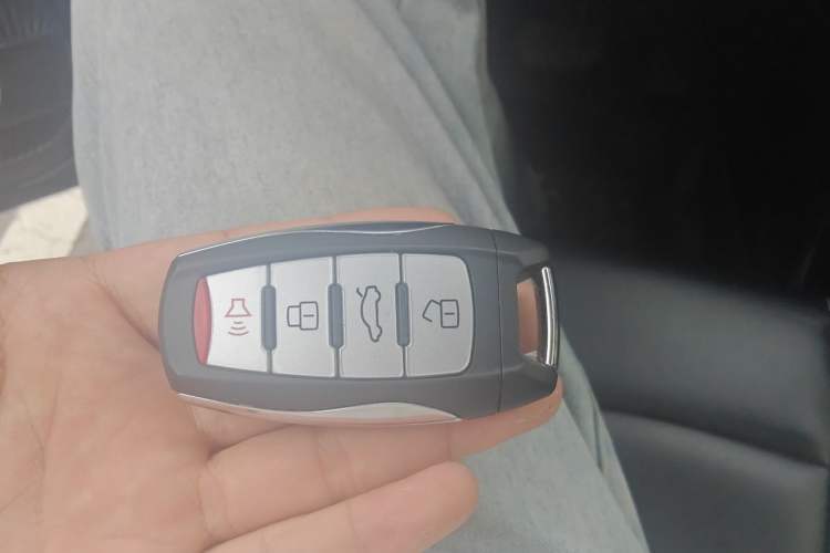 Used Haval M6 2021 PLUS 1.5T DCT Luxury Smart Connectivity Model Vehicle Key