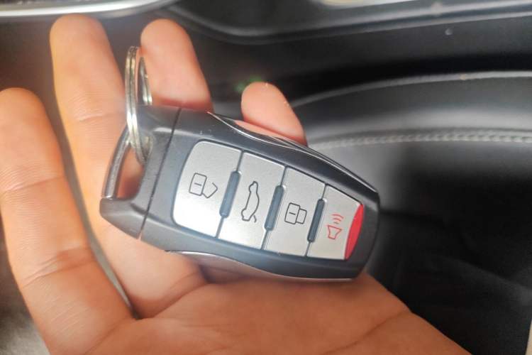 Used Haval M6 2021 PLUS 1.5T DCT Luxury Smart Connectivity Model Vehicle Key