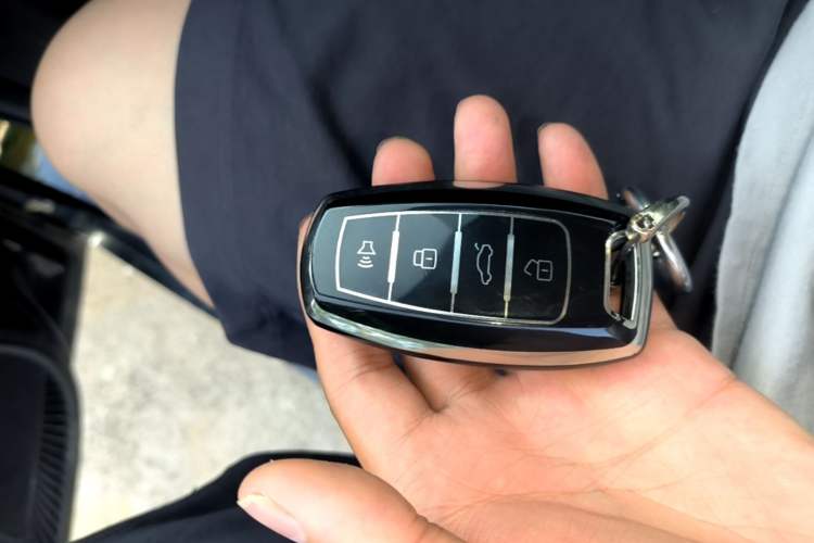 Used Haval M6 2021 PLUS 1.5T DCT Luxury Smart Connectivity Model Vehicle Key