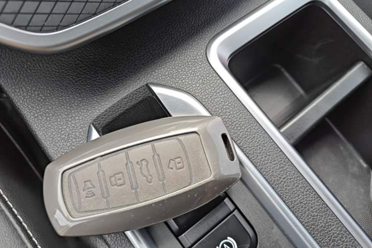 Used Haval M6 2021 PLUS 1.5T DCT Luxury Smart Connectivity Model Vehicle Key