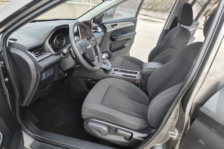 Used Haval M6 2021 PLUS 1.5T DCT Elite Smart Connectivity Model Left Front Seat