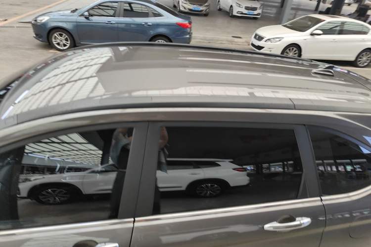 Used Haval M6 2021 PLUS 1.5T DCT Elite Smart Connectivity Model Roof