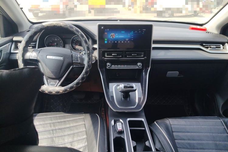 Used Haval M6 2021 PLUS 1.5T DCT Elite Smart Connectivity Model Center Console