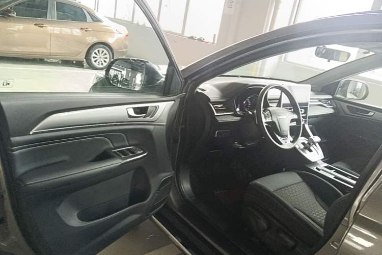Used Haval M6 2021 PLUS 1.5T DCT Elite Smart Connectivity Model Driver Seat