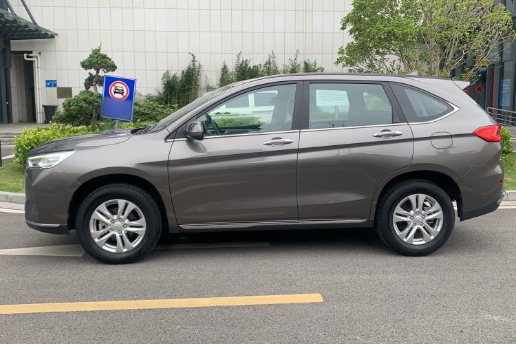 Used Haval M6 2021 PLUS 1.5T DCT Elite Smart Connectivity Model Exterior 2