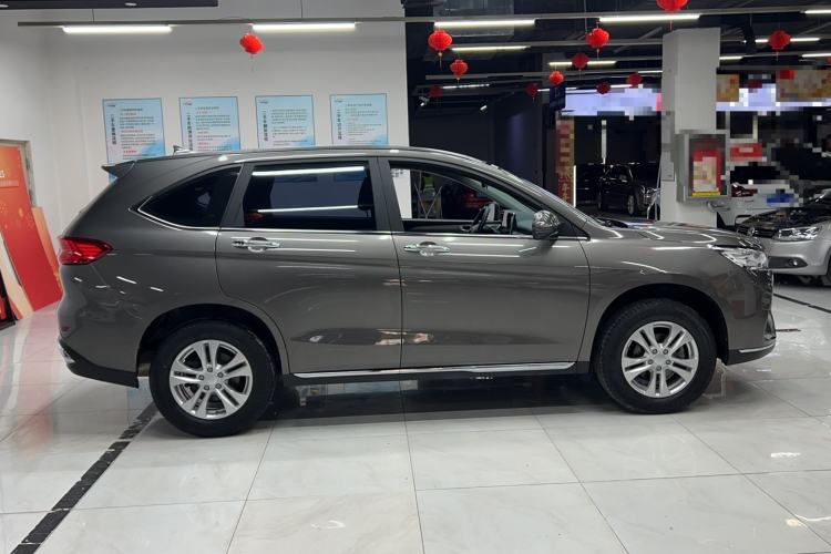 Used Haval M6 2021 PLUS 1.5T Manual Elite Smart Connectivity Model Exterior 2