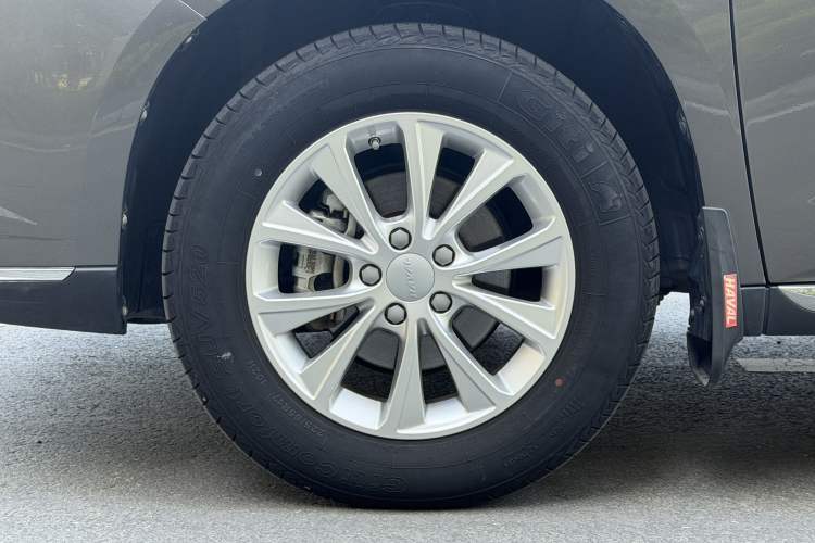 Used Haval M6 2021 PLUS 1.5T DCT Luxury Smart Connectivity Model Exterior 4