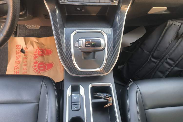 Used Haval M6 2021 PLUS 1.5T DCT Liu Yan Collaboration Edition Gear Lever