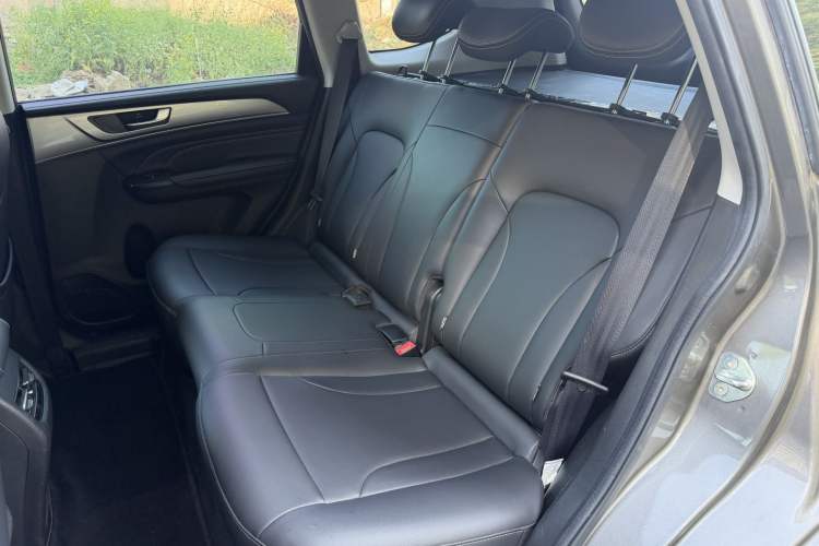 Used Haval M6 2021 PLUS 1.5T DCT Luxury Smart Connectivity Model Left Rear Seat