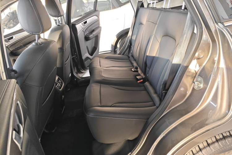 Used Haval M6 2021 PLUS 1.5T DCT Luxury Smart Connectivity Model Left Rear Seat