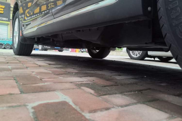 Used Haval M6 2021 PLUS 1.5T DCT Luxury Smart Connectivity Model Left Side Sill