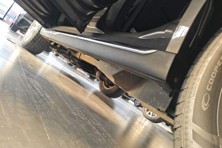 Used Haval M6 2021 PLUS 1.5T DCT Luxury Smart Connectivity Model Left Side Sill