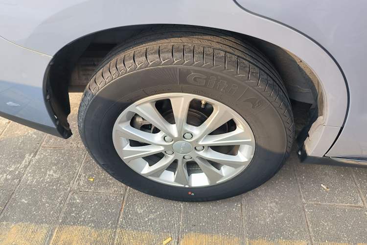 Used Haval M6 2021 PLUS 1.5T DCT Liu Yan Collaboration Edition Right Rear Wheel Hub