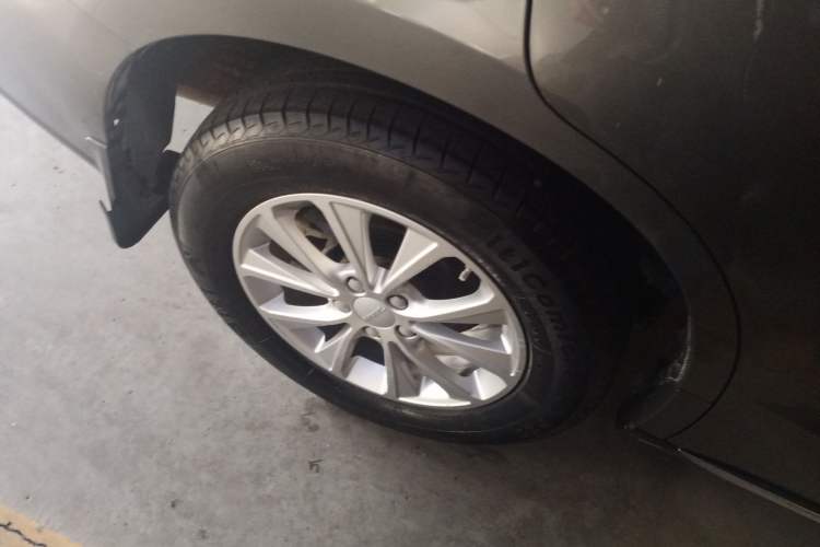 Used Haval M6 2021 PLUS 1.5T DCT Luxury Smart Connectivity Model Right Rear Wheel Hub