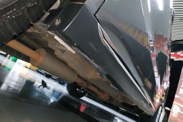 Used Haval M6 2021 PLUS 1.5T DCT Elite Smart Connectivity Model Right Side Sill