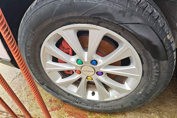 Used Haval M6 2021 PLUS 1.5T DCT Luxury Smart Connectivity Model Left Front Wheel Hub