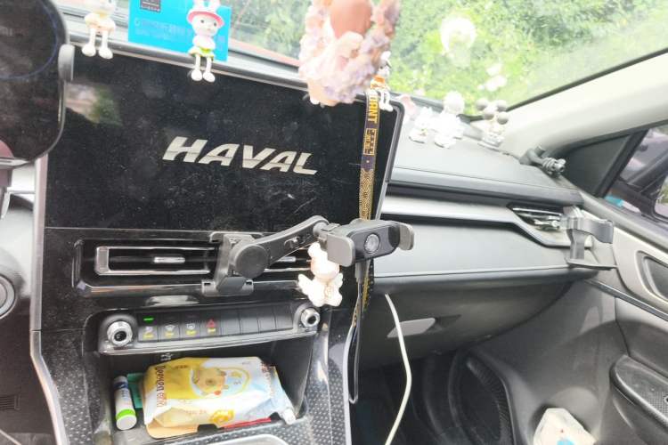 Used Haval M6 2021 PLUS 1.5T Manual Luxury Smart Connectivity Model Audio And AC Panel