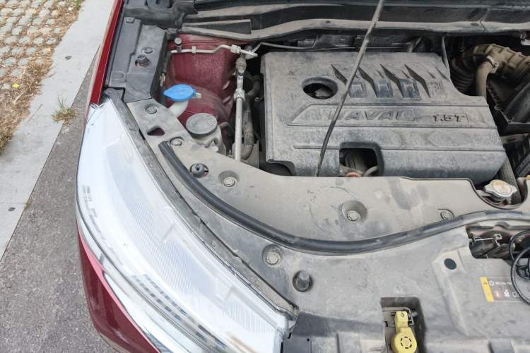 Used Haval M6 2021 PLUS 1.5T Manual Luxury Smart Connectivity Model Engine Bay Right