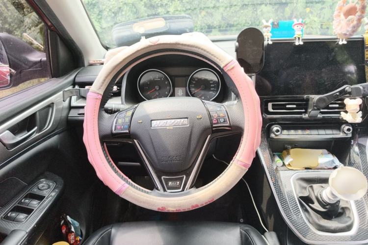 Used Haval M6 2021 PLUS 1.5T Manual Luxury Smart Connectivity Model Steering Wheel