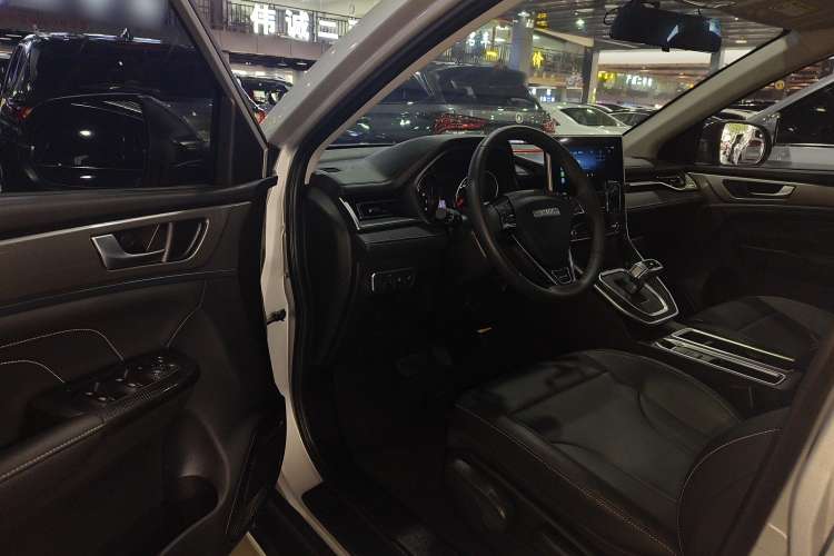 Used Haval M6 2021 PLUS 1.5T DCT Luxury Smart Connectivity Model Driver Seat