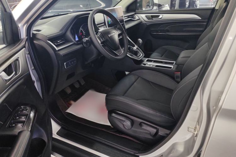 Used Haval M6 2021 PLUS 1.5T Manual Luxury Smart Connectivity Model Interior 1