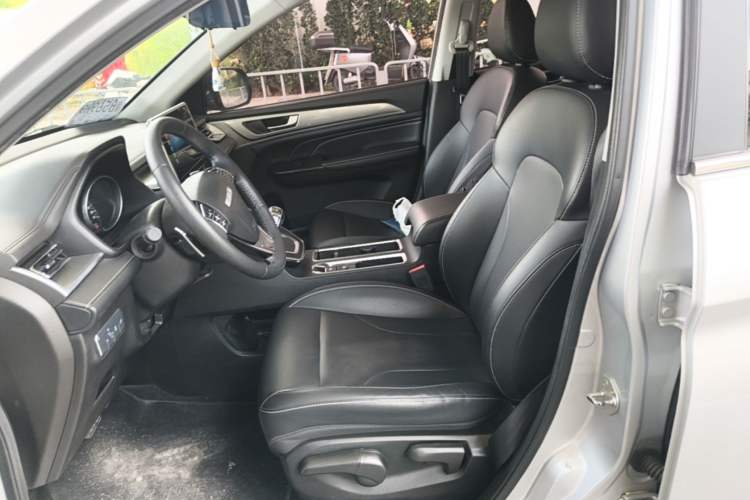 Used Haval M6 2021 PLUS 1.5T DCT Luxury Smart Connectivity Model Left Front Seat