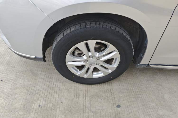 Used Haval M6 2021 PLUS 1.5T Manual Elite Smart Connectivity Model Left Front Wheel Hub