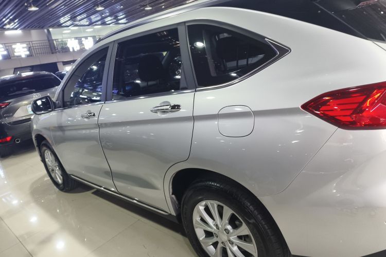 Used Haval M6 2021 PLUS 1.5T DCT Luxury Smart Connectivity Model Left Side