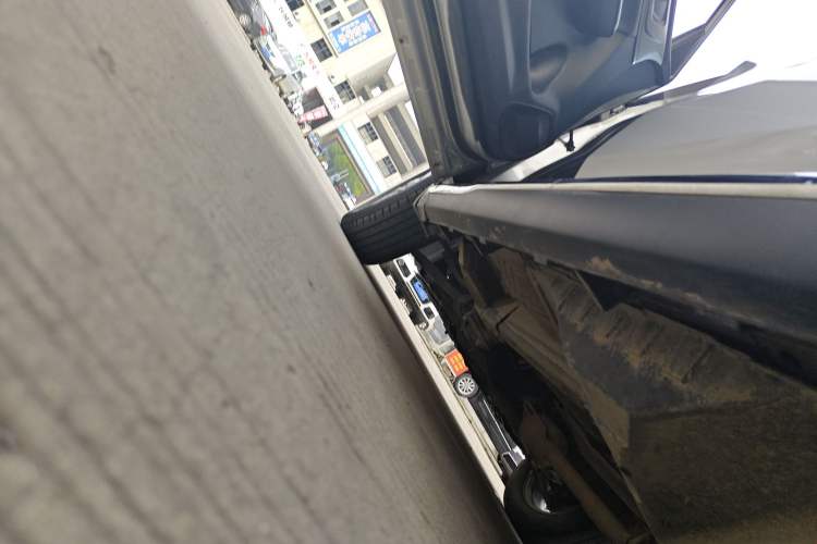 Used Haval M6 2021 PLUS 1.5T Manual Elite Smart Connectivity Model Left Side Sill