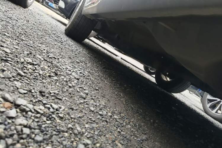 Used Haval M6 2021 PLUS 1.5T DCT Luxury Smart Connectivity Model Left Side Sill