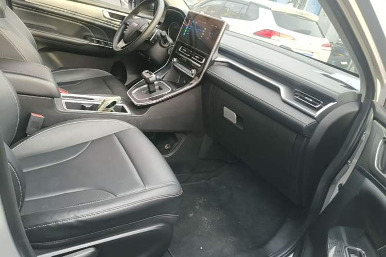 Used Haval M6 2021 PLUS 1.5T DCT Luxury Smart Connectivity Model Right Front Seat