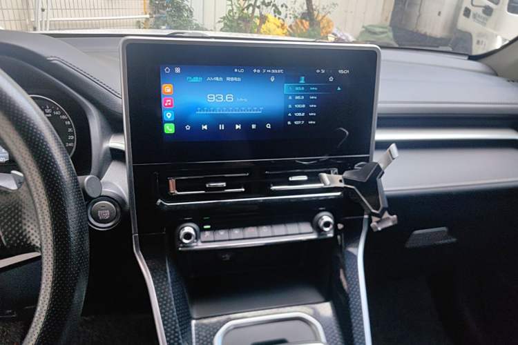 Used Haval M6 2021 PLUS 1.5T DCT Elite Smart Connectivity Model Audio And AC Panel