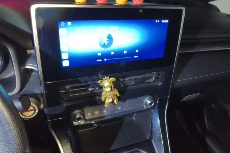 Used Haval M6 2021 PLUS 1.5T DCT Luxury Smart Connectivity Model Audio And AC Panel