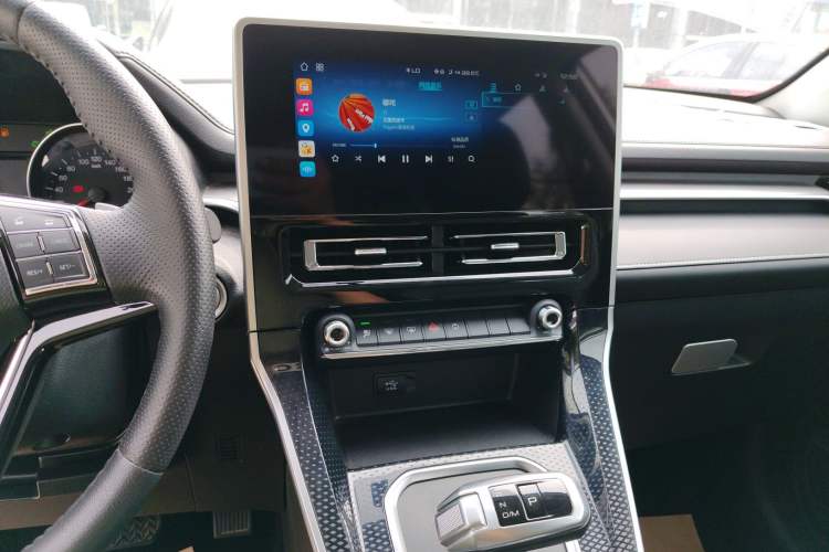 Used Haval M6 2021 PLUS 1.5T DCT Luxury Smart Connectivity Model Audio And AC Panel
