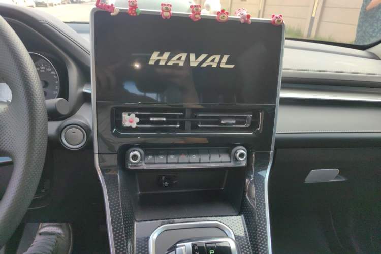 Used Haval M6 2021 PLUS 1.5T DCT Luxury Smart Connectivity Model Audio And AC Panel