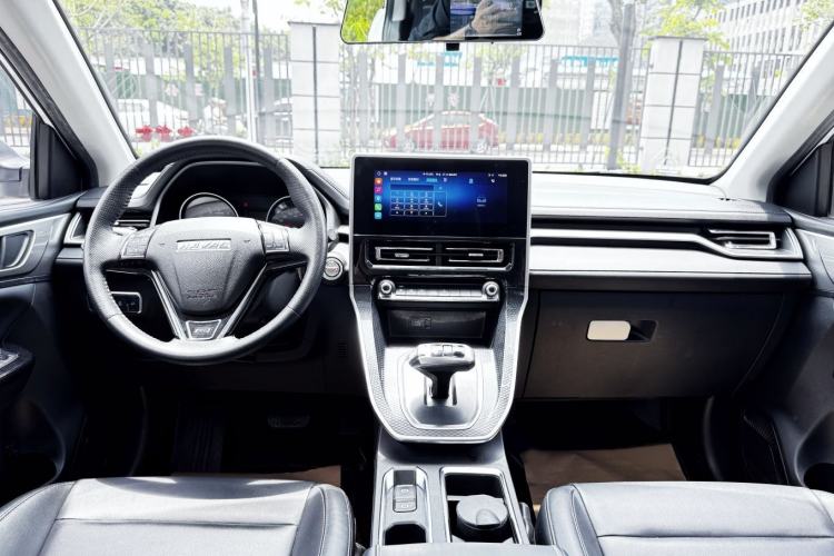 Used Haval M6 2021 PLUS 1.5T DCT Luxury Smart Connectivity Model Audio And AC Panel