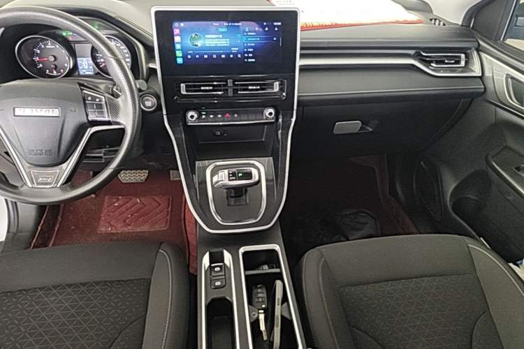 Used Haval M6 2021 PLUS 1.5T DCT Elite Smart Connectivity Model Audio And AC Panel