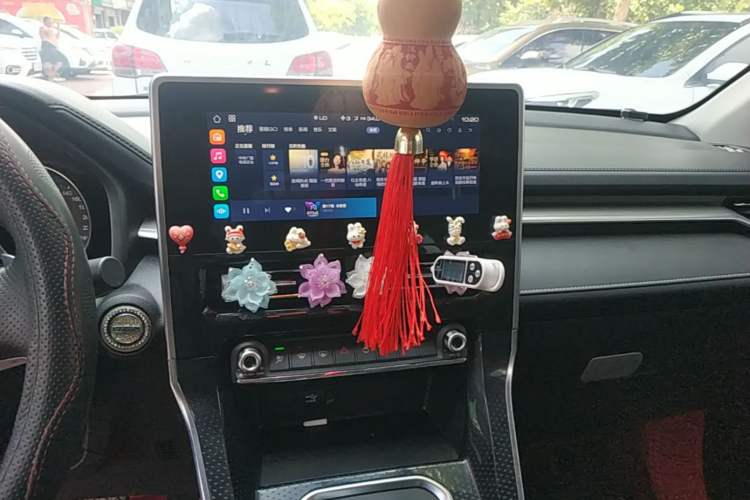 Used Haval M6 2021 PLUS 1.5T DCT Luxury Smart Connectivity Model Audio And AC Panel