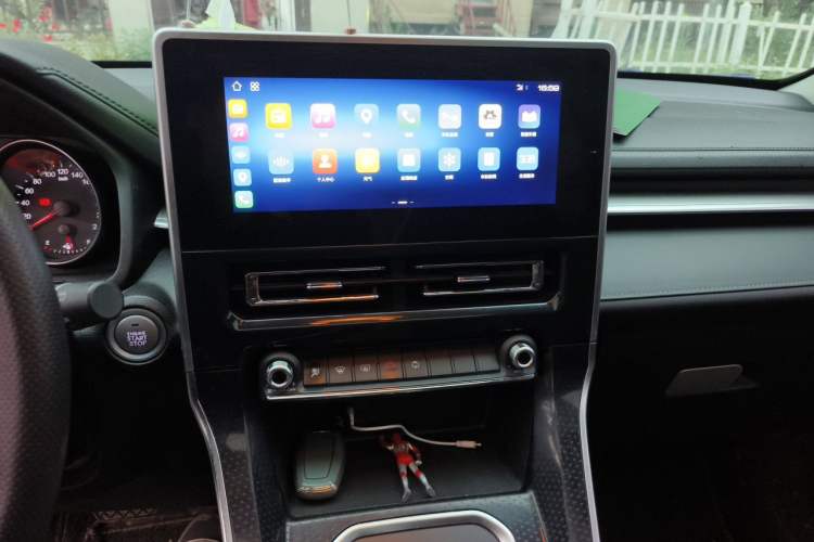 Used Haval M6 2021 PLUS 1.5T DCT Luxury Smart Connectivity Model Audio And AC Panel