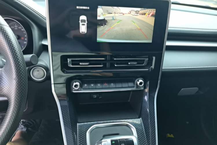 Used Haval M6 2021 PLUS 1.5T DCT Comfort Edition Audio And AC Panel