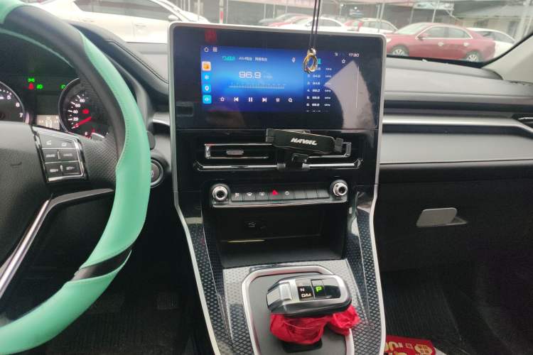 Used Haval M6 2021 PLUS 1.5T DCT Luxury Smart Connectivity Model Audio And AC Panel