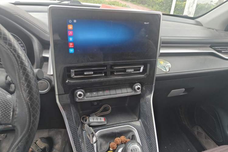 Used Haval M6 2021 PLUS 1.5T Manual Elite Smart Connectivity Model Audio And AC Panel