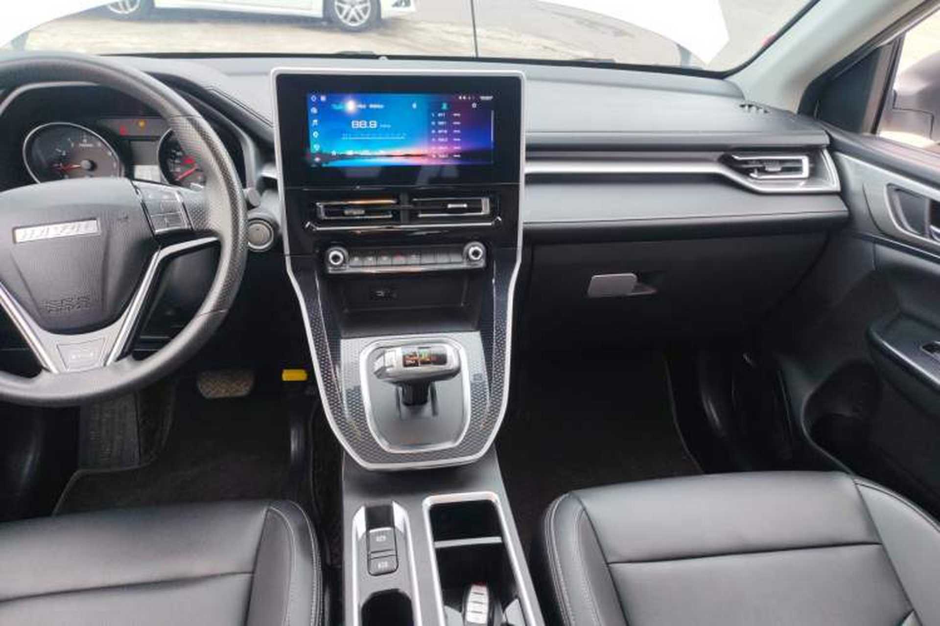 Used Haval M6 2021 PLUS 1.5T DCT Elite Smart Connectivity Model Audio And AC Panel