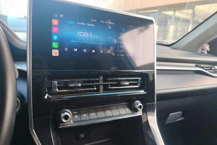 Used Haval M6 2021 PLUS 1.5T DCT Luxury Smart Connectivity Model Audio And AC Panel
