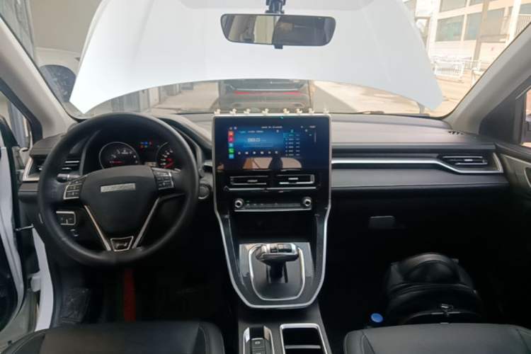 Used Haval M6 2021 PLUS 1.5T DCT Luxury Smart Connectivity Model Center Console