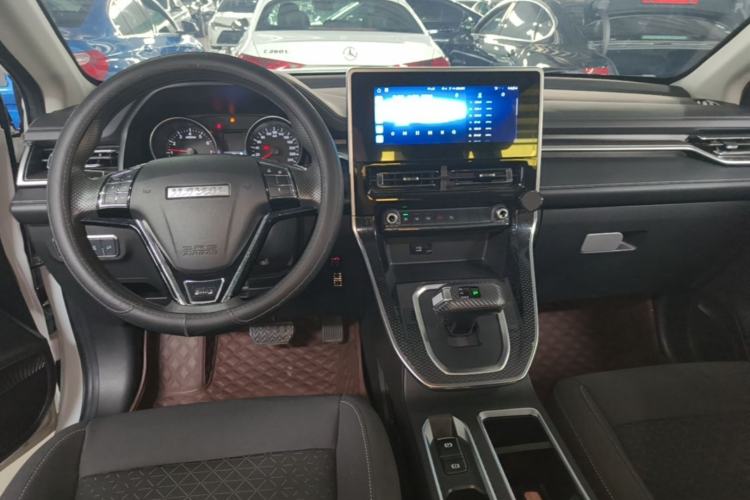 Used Haval M6 2021 PLUS 1.5T DCT Elite Smart Connectivity Model Center Console