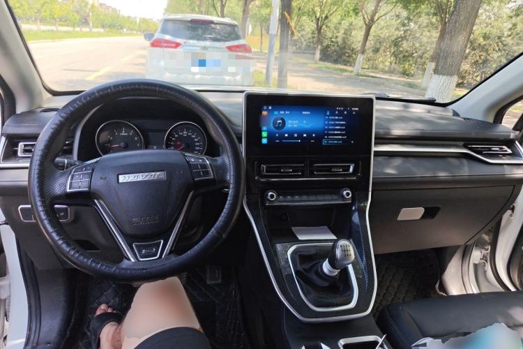 Used Haval M6 2021 PLUS 1.5T Manual Elite Smart Connectivity Model Center Console