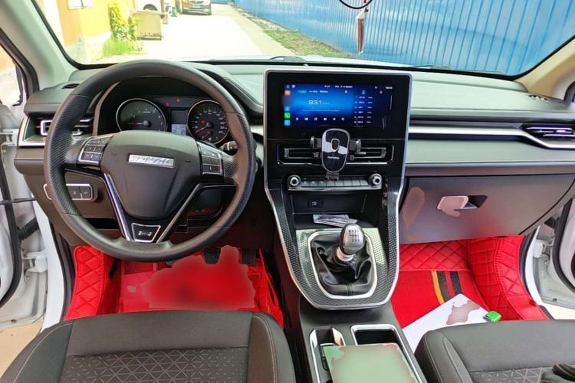 Used Haval M6 2021 PLUS 1.5T Manual Elite Smart Connectivity Model Center Console